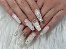 nail salon Aquaの雰囲気(上品で華やかなホワイトキルティングは大人女性から大人気♪)