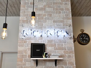 シュシュ ドット アイラッシュ 柏東口店(chouchou.eyelash)/可愛い店内です♪