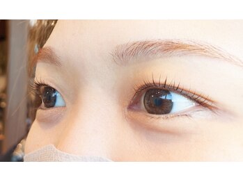 カミビトプラス アイラッシュ(KamiBito +plus)/ラッシュリフト（まつ毛パーマ）