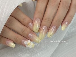 キラキラプルメリアネイル.。