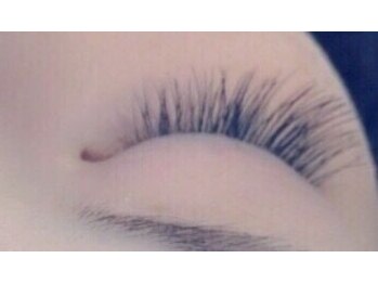 フリルアイビューティ 豊中店(Frill Eye Beauty)/