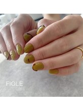 フィオル(FIOLE)/monthly design