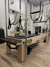 ポスクル(POSCLE)/マシンピラティスルーム