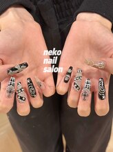 ネコ(Neko)/海外ネイル　個性派　暗黒風