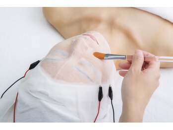 アンジェラックス新宿店/プラスケア)角質ケア