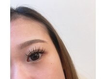 イードット(E.)/伏し目でも開けても可愛いまつ毛