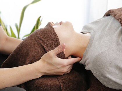 整体サロン アルガー(ALUGAR)の写真