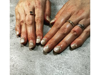 ジョリ(Jolie)/マグネットフレンチネイル