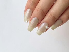 パールちゅるんネイル￥6700～