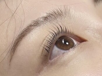 ロウ 裾野(Law)の写真/お客様にあったデザインが得意◎黄金比でバランスのいい顔立ちに…!!眉毛の自己処理でお悩みの方にぜひ◎