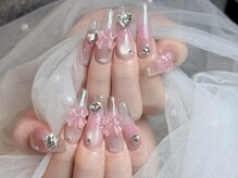 Eli Nails 新宿【エリネイルズ】《長さだし専門店/つけ放題/持ち込み/スカルプ》/クリアネイル、リポン、ピンク