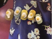 ゆびノさき/目玉焼きネイル