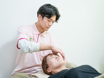 おいけ接骨院 太田藪塚院/美容鍼で顔のお悩み解決