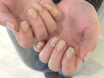 サンジュウヨン(34)/スタッズネイル パラジェル