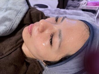 ダリア 瑞穂(DAHLIA)の写真/【ご新規様限定！】最新の韓国ピールで透明感溢れる美肌へ◎ダクトピールとヘッドスパで至福の時間を♪