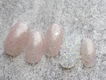 カトルナフ(quatre fois neuf)/ベビーピンクのピクシーネイル