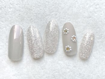 シンプルアート ビジューのお花