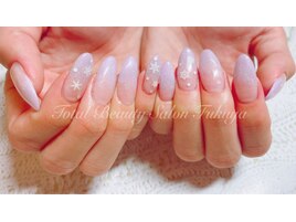 シンプルなネイル