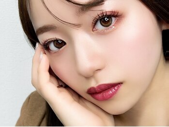 ルチアネクスト(Lucia Next)の写真/【フラットラッシュ/LEDマツエク/束感ワンホン/ボリュームラッシュ】豊富な種類で理想に合わせて選べる♪
