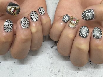 ハニービービー(Honey Bee Bee)/平成ギャルレオパードネイル