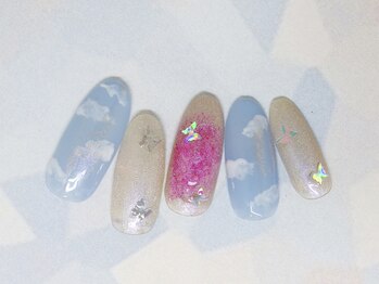 ネイルライフ(NailLife)/雲チーク蝶々