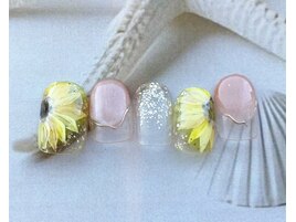 8月定額ネイル☆華やか