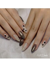 ガーリーネイル