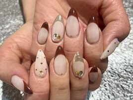 フレンチ×ハートドットネイル