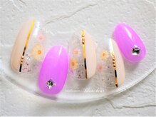 ネイルサロン ブランシュール(Nail Salon Blancheur)/ファンシー縦ハーフ