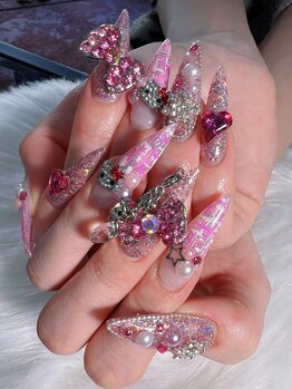 ネイルサロン ヴェルニ(NAIL SALON VERNIS)/チャーム チェック 囲みネイル
