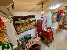 念ネイルの雰囲気(異国な雰囲気の雑貨に囲まれたサロン。)