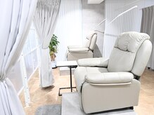 ロノ ヨコハマ 横浜西口(Lono yokohama)の雰囲気（清潔感のある店内で初めての方でも安心*[横浜/アイブロウ/眉毛]）