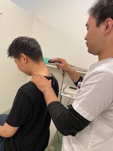 小松島坂口鍼灸整骨院/ハイボルト療法 (肩)