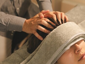 トリッピーヘッド(Trippy Head)/ドライヘッドスパ | 施術風景