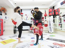 リバディ(LIBERTY)の雰囲気（ミット打ちはヒップアップと有酸素運動、ストレス発散で一石三鳥）