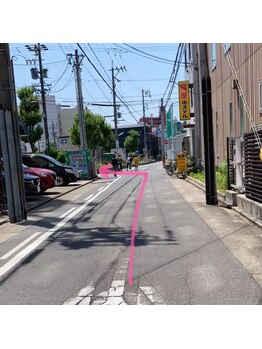 ヒトヤスミ(HITOYASUMI)/コンビニ通過後すぐ左折☆