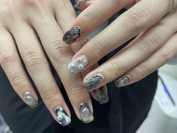イビズ 新宿店(eviz)/ぽこぽこネイル