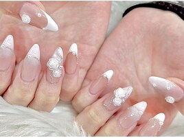 清楚 ガーリー ホワイト