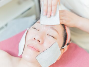 ベルファム(VELLE FEMME)の写真/30代以降はエイジングケアを念入りに！シミ・シワ予防施術は美容機器《セルラム》にお任せ下さい★