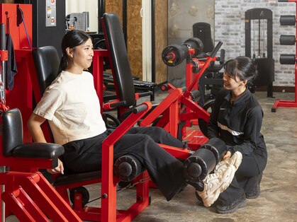 シャイニージム 八王子店(SHINYGYM)の写真