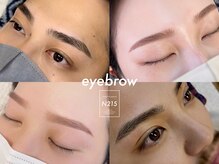 N215の雰囲気（男女問わずeyebrowもサロンで整えて目元に更なる自信を。）