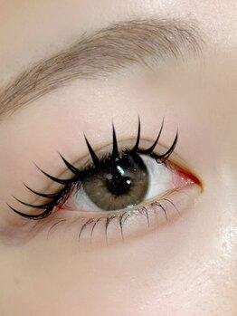 ボリュームのある目元にしたい