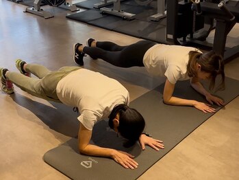 トレーニングジムスリー/ペアトレーニング