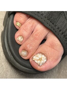チュチュネイル マキヅメ 東久留米店(chuchu Nail)の写真/普段ハンドネイルが出来ない方にも◎あなたのお好みのデザインがきっと見つかる！足元から女子力UP♪