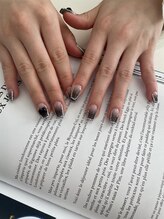 ムーイ 外苑前(mooi.)/black gradation × stone