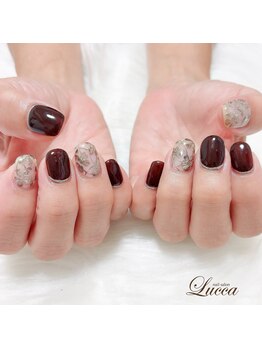 ルッカ(Lucca)/ミラーフラワー