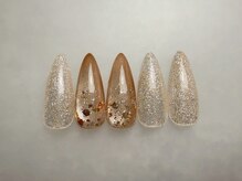 グロッシー ネイル 爪屋(Glossy nail)/施術者　ネイリストYOU