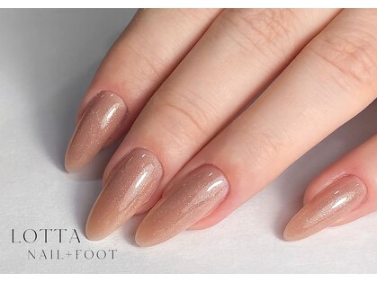 ロッタ(Lotta)の写真