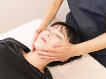 シェア 人形町店(Chare)/小顔矯正