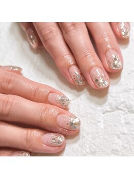 ラウ(Lau)/ラメグラデーションネイル